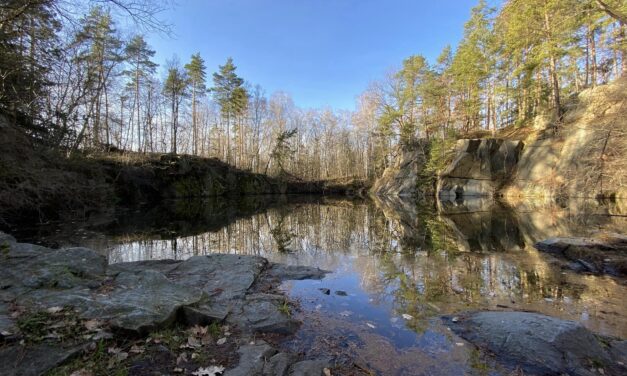 Žulová stezka Horkami: 4 kilometry těžby kamene